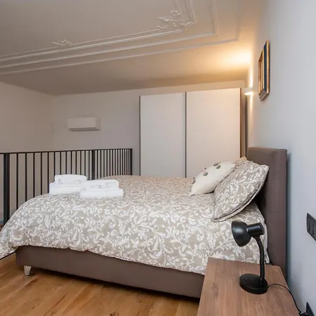 Loft Largo Zecca Luxury Nel Cuore Appartement